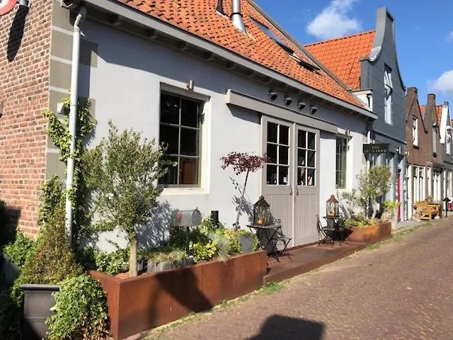 B&B With Or Without De Schuur